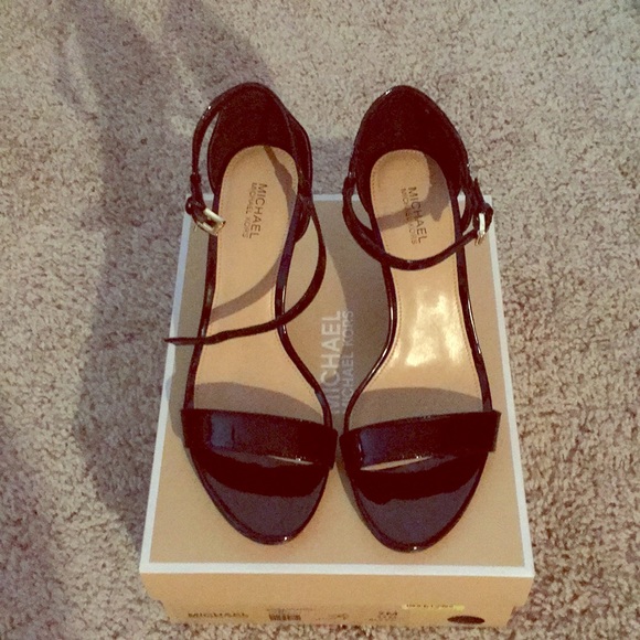 Michael Kors Shoes - Michale Kors heels